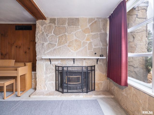 717 W BROW Court, Peoria, IL 61615