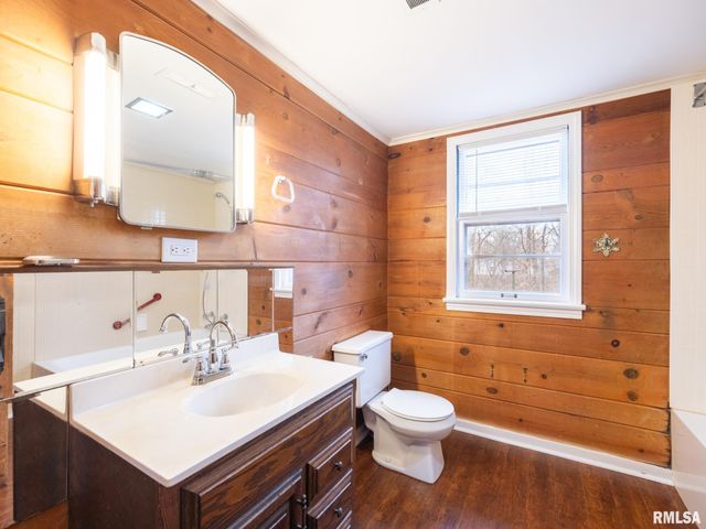 717 W BROW Court, Peoria, IL 61615