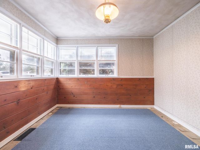 717 W BROW Court, Peoria, IL 61615