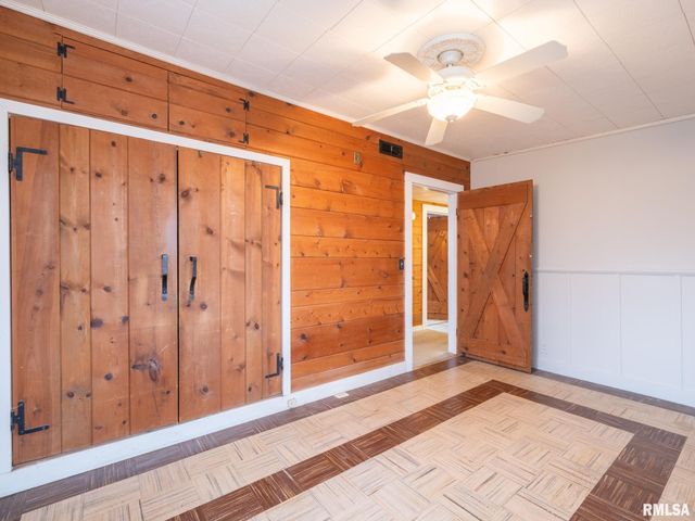 717 W BROW Court, Peoria, IL 61615