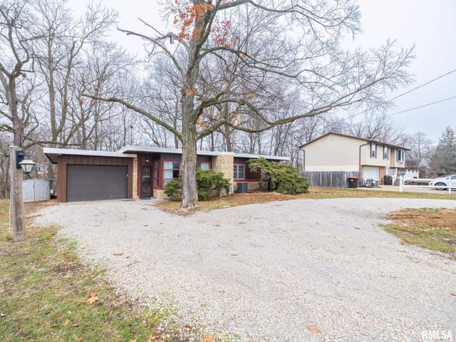 717 W BROW Court, Peoria, IL 61615