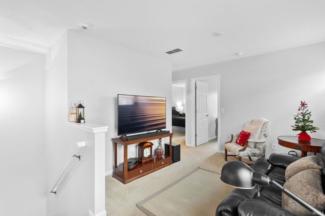 915 Keenan Court, South Bend, IN 46615