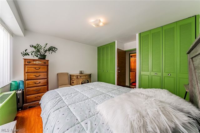 12520 Edgewater Drive 901, Lakewood, OH 44107