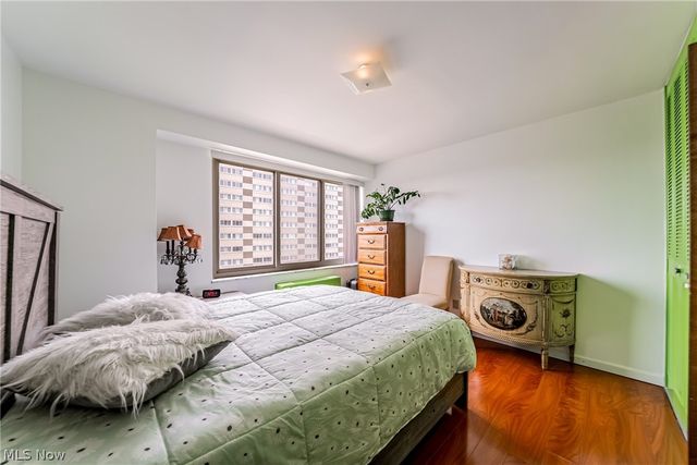 12520 Edgewater Drive 901, Lakewood, OH 44107