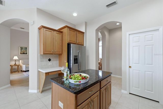 811 AMARYLLIS LANE, Venice, FL 34292