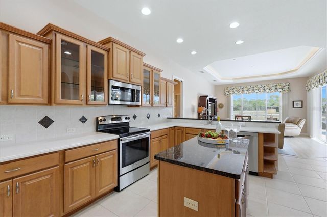 811 AMARYLLIS LANE, Venice, FL 34292