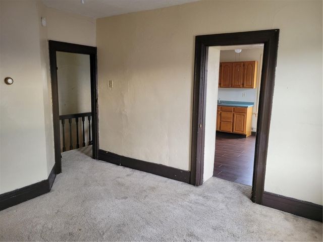 811 10th St, Stowe Twp, PA 15136