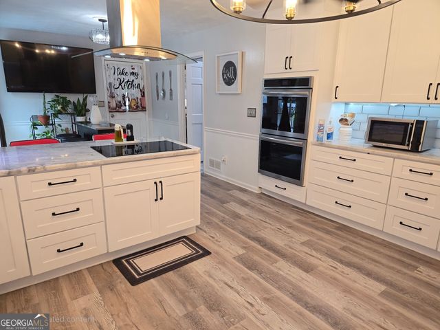 3650 Bay Leaf Drive, Loganville, GA 30052