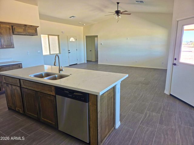 1424 S 334TH Avenue, Tonopah, AZ 85354