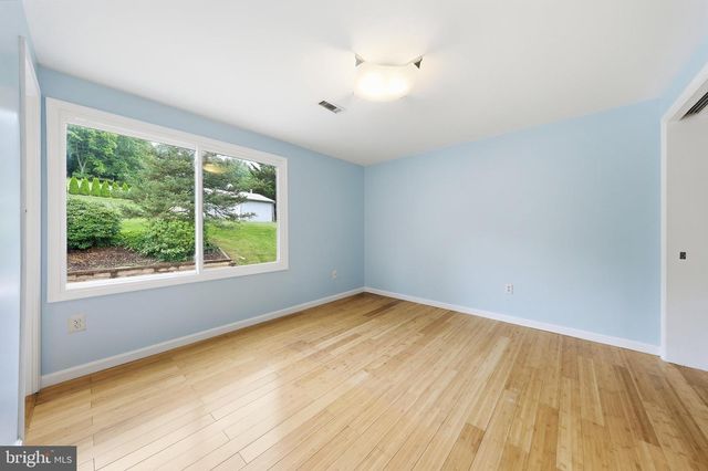 6113 ELAINE DR, Jefferson, MD 21755