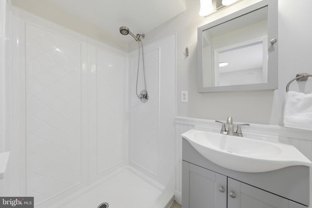 6113 ELAINE DR, Jefferson, MD 21755