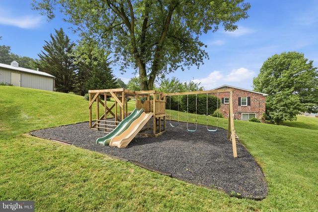 6113 ELAINE DR, Jefferson, MD 21755