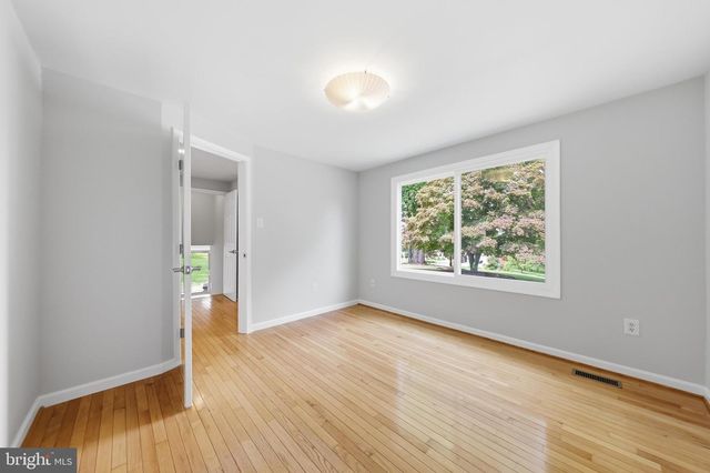 6113 ELAINE DR, Jefferson, MD 21755