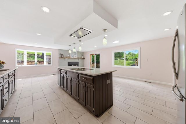 6113 ELAINE DR, Jefferson, MD 21755