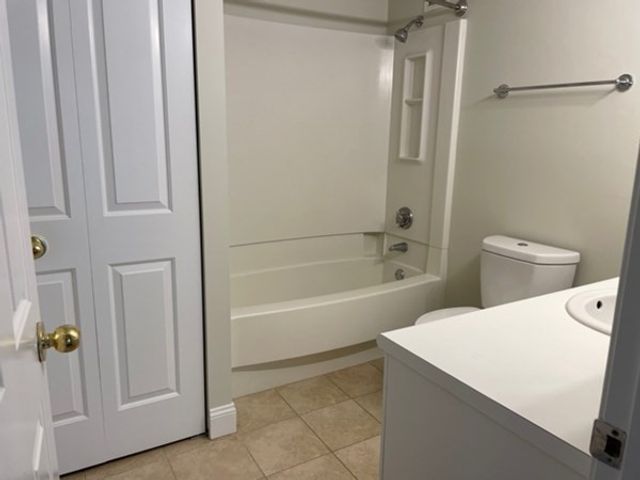 8-12 Museum Way 1501, Cambridge, MA 02141