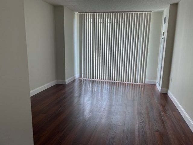 8-12 Museum Way 1501, Cambridge, MA 02141