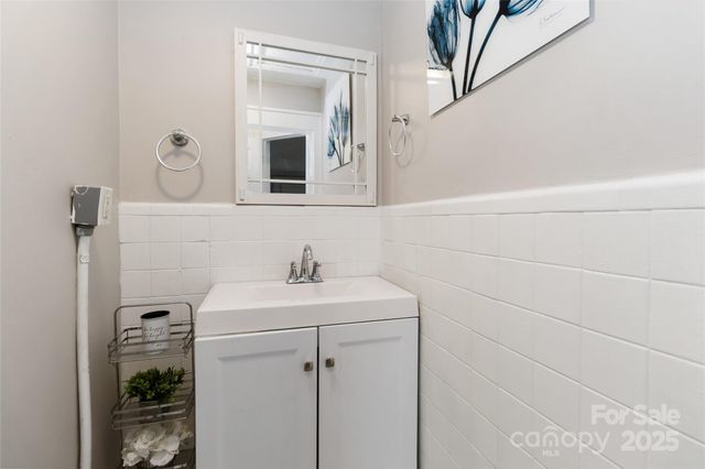 1309 Dearborn Avenue, Charlotte, NC 28206