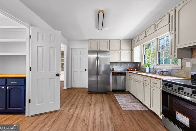 35 Frasier Drive, Brooks, GA 30205