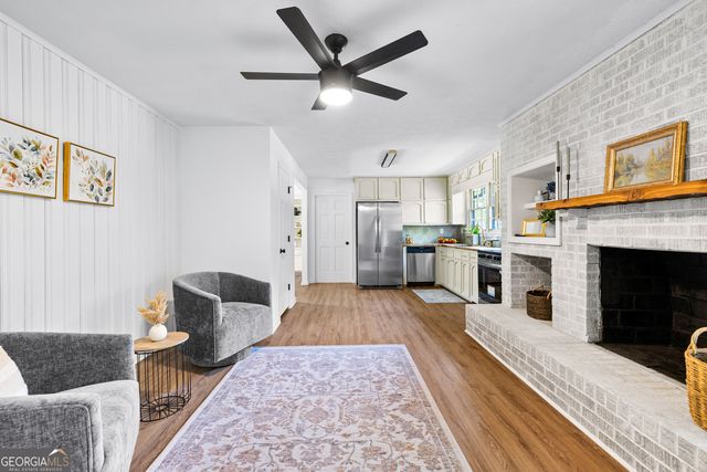 35 Frasier Drive, Brooks, GA 30205