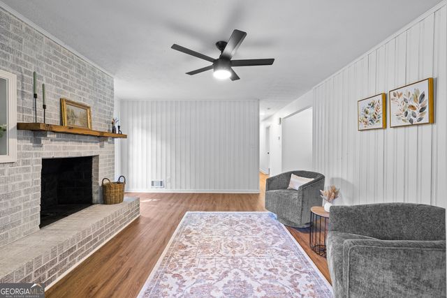 35 Frasier Drive, Brooks, GA 30205