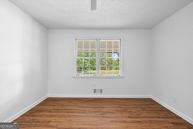 35 Frasier Drive, Brooks, GA 30205