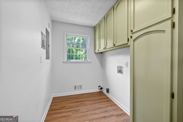 35 Frasier Drive, Brooks, GA 30205