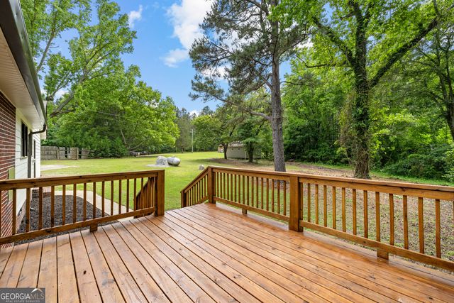 35 Frasier Drive, Brooks, GA 30205