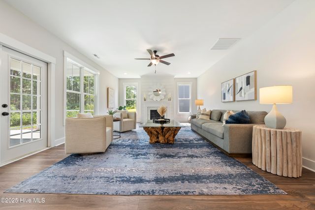 463 Galloping Foal Way SE, Bolivia, NC 28422