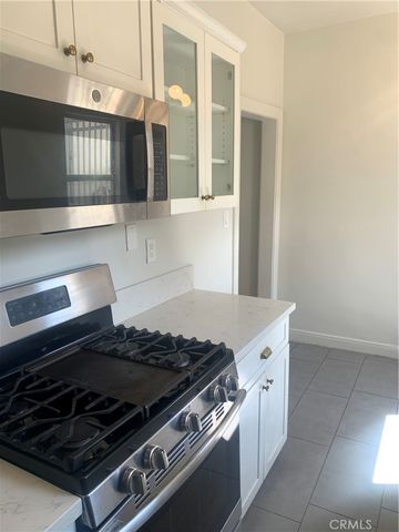 1145 S New Hampshire 3, Los Angeles, CA 90006