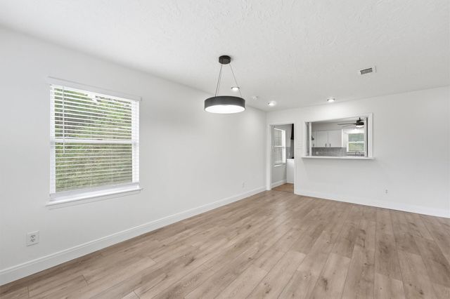 5114 Oleander Street, Seabrook, TX 77586