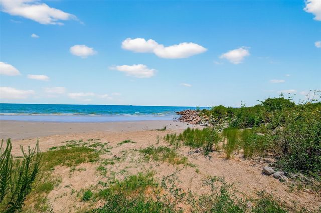 5114 Oleander Street, Seabrook, TX 77586