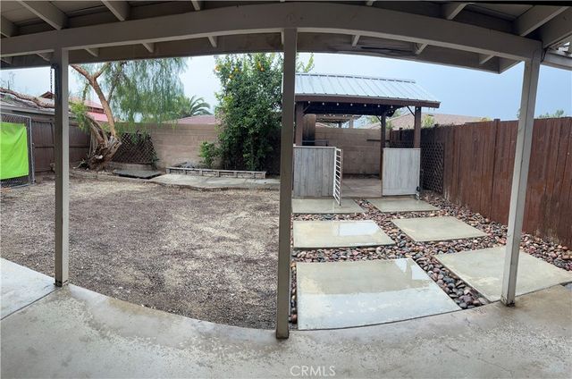 889 Cardona Place, Hemet, CA 92543