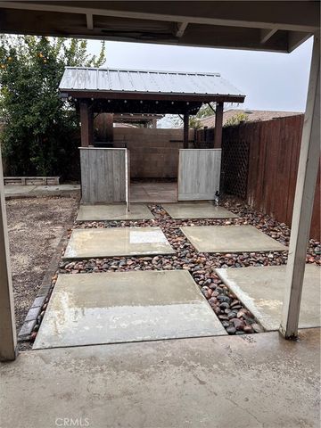 889 Cardona Place, Hemet, CA 92543