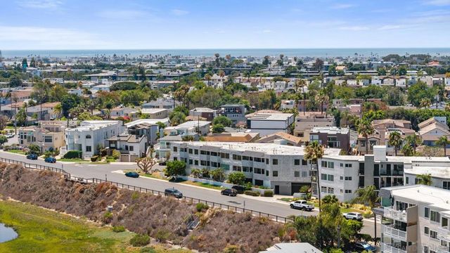 3955 Honeycutt St 103, San Diego, CA 92109