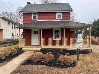 12 Canyon Street, Huntington, NY 11743