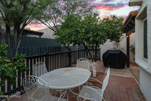 4551 E Paseo La Casita, Tucson, AZ 85718