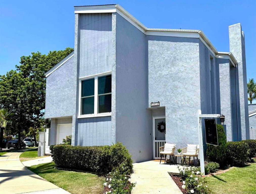 1074 Isabella Avenue, Coronado, CA 92118 — exterior