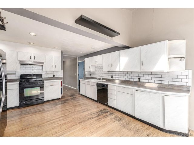 40 Dover St, Lakewood, CO 80226