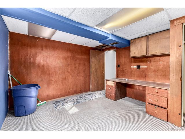 40 Dover St, Lakewood, CO 80226