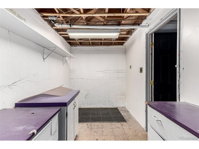 40 Dover St, Lakewood, CO 80226