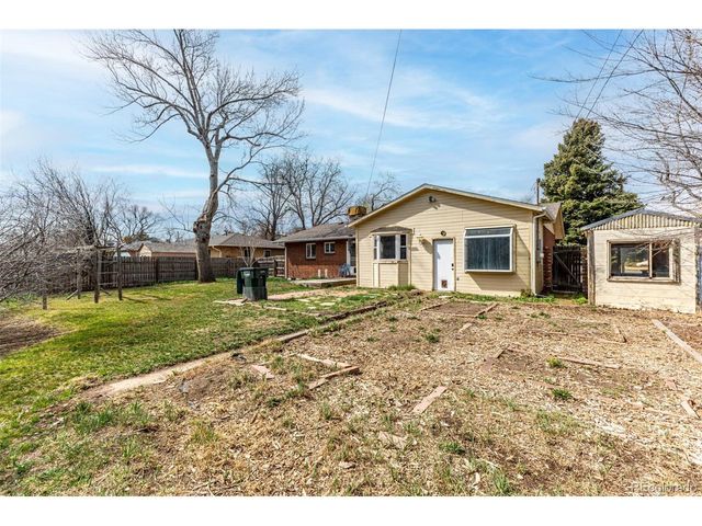40 Dover St, Lakewood, CO 80226
