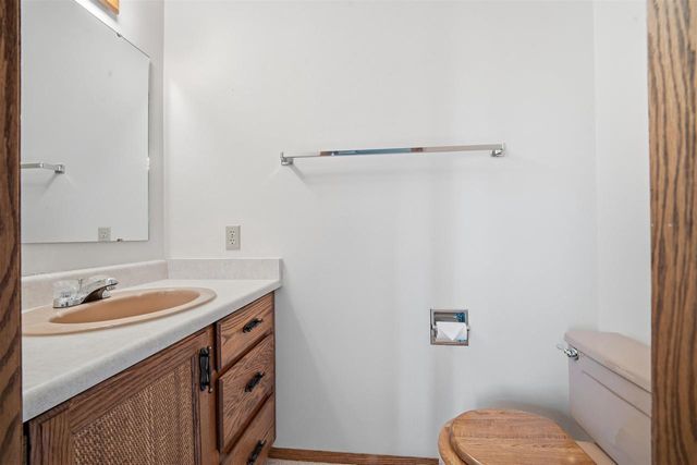 637 E SCOTT STREET, Fond Du Lac, WI 54935