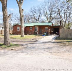604 E Freeman, Davis, OK 73030