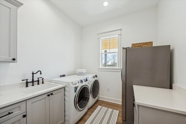 1009 Century Terrace Terrace, Brenham, TX 77833