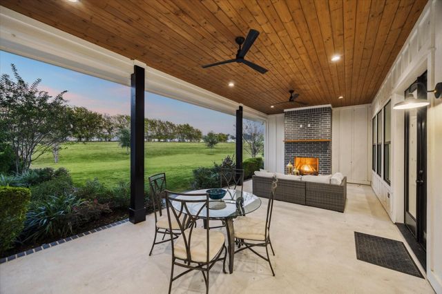 1009 Century Terrace Terrace, Brenham, TX 77833