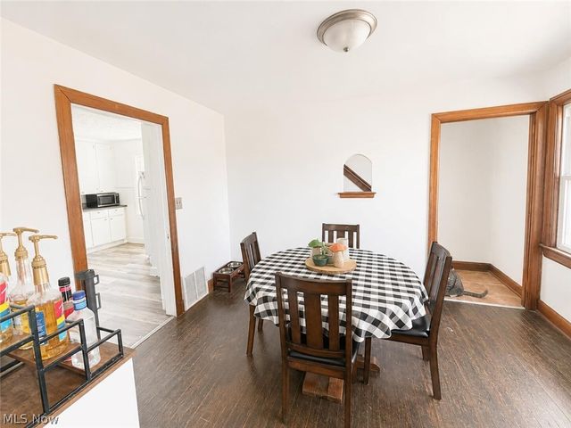 3735 Elbertus Avenue, Youngstown, OH 44507