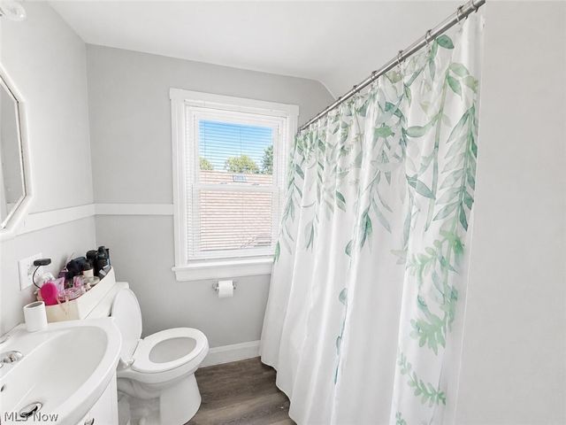 3735 Elbertus Avenue, Youngstown, OH 44507