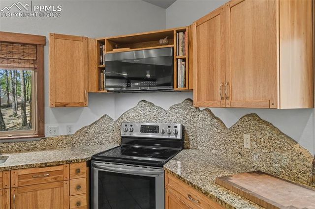 230 Blue Garter Way, Monument, CO 80132