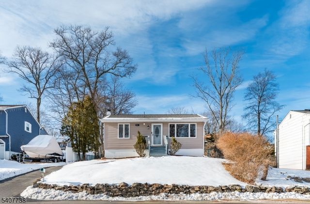 342 Dupont Ave, Hopatcong Boro, NJ 07843