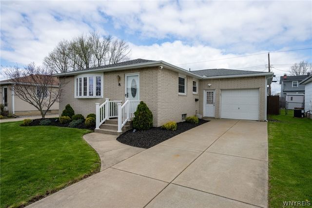 76 East Cherbourg Drive, Cheektowaga, NY 14227